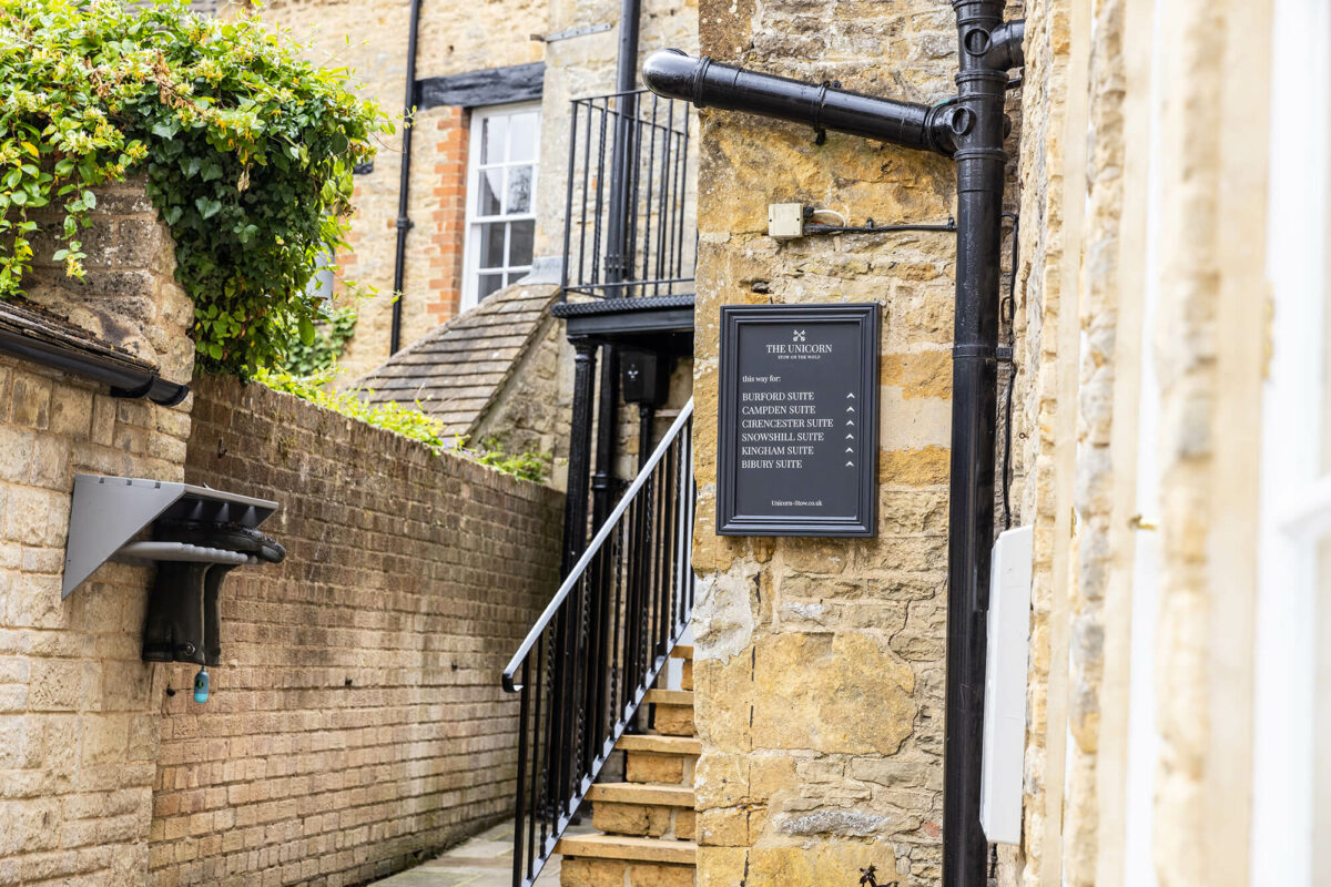 Unicorn Gallery - The Unicorn Stow on The Wold